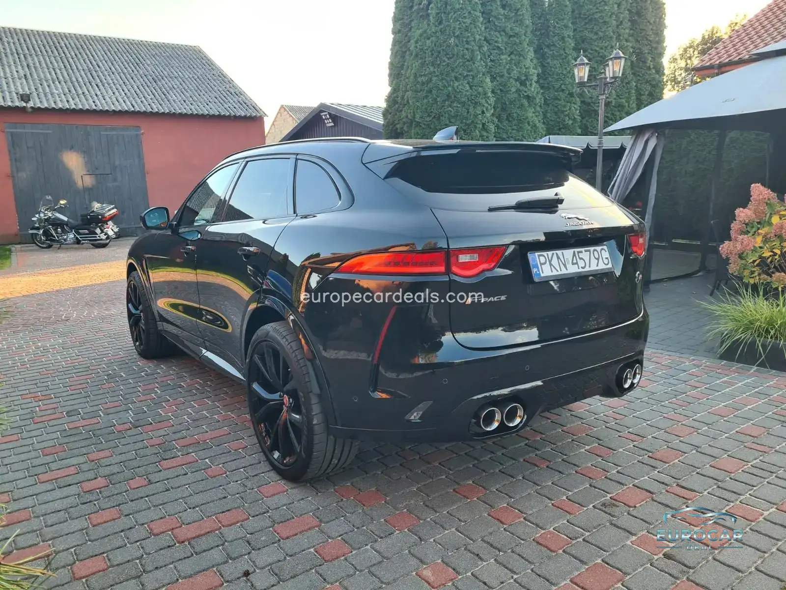 Jaguar F-Pace
