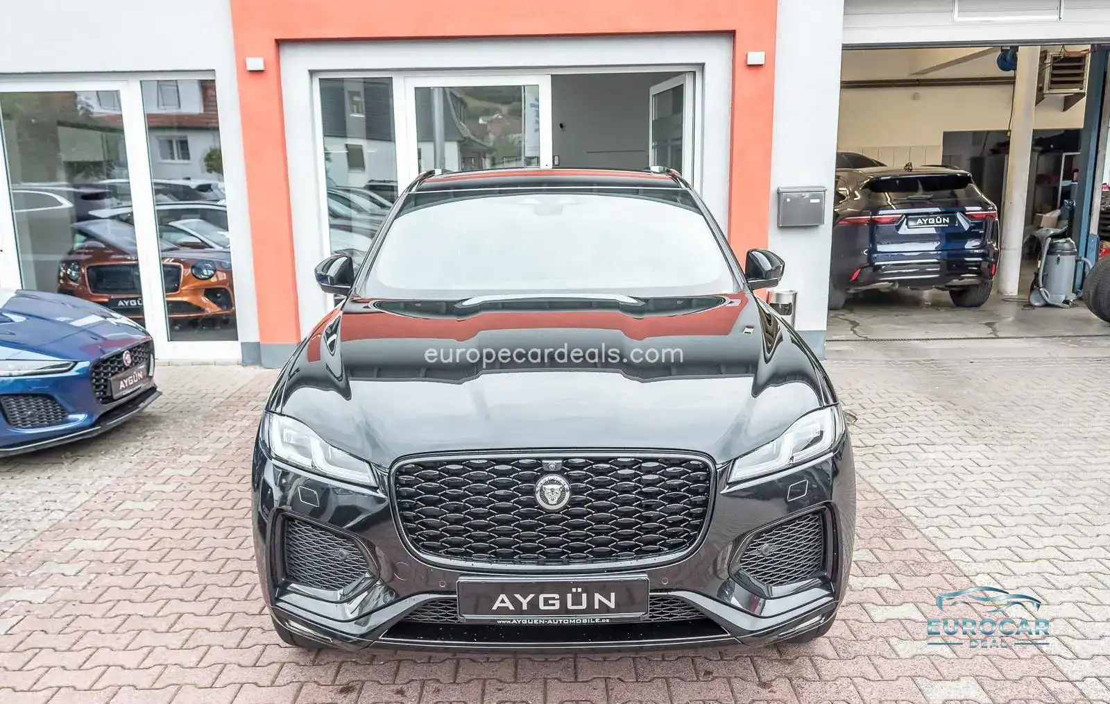 Jaguar F-Pace