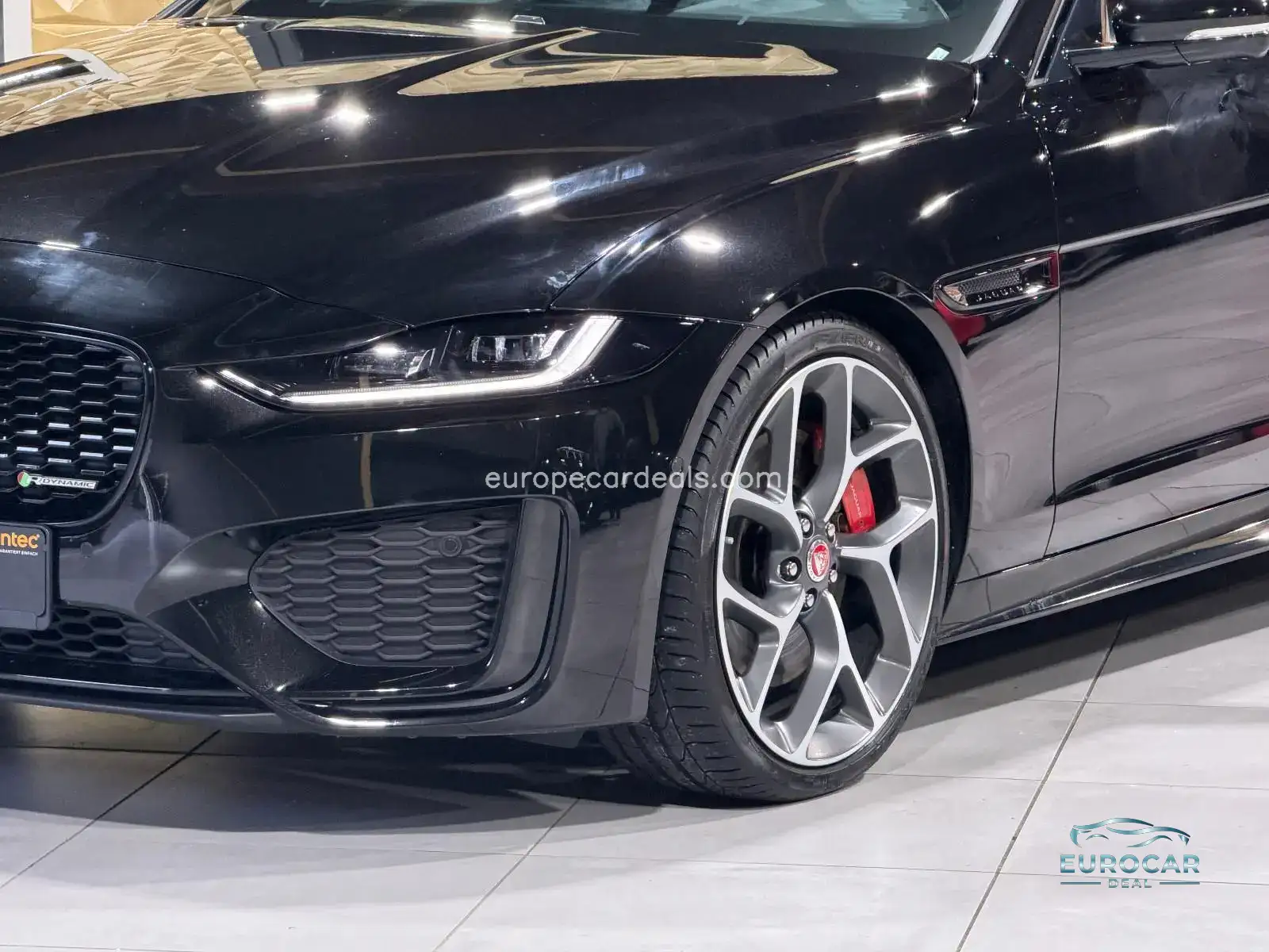 Jaguar XE