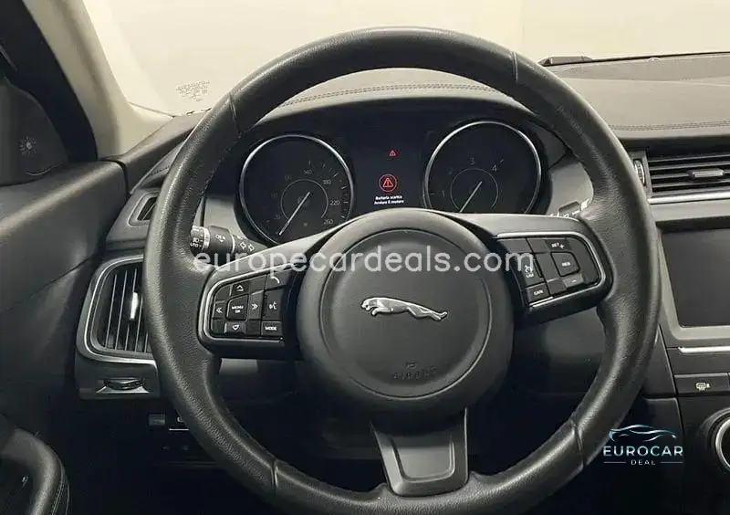 Jaguar E-Pace