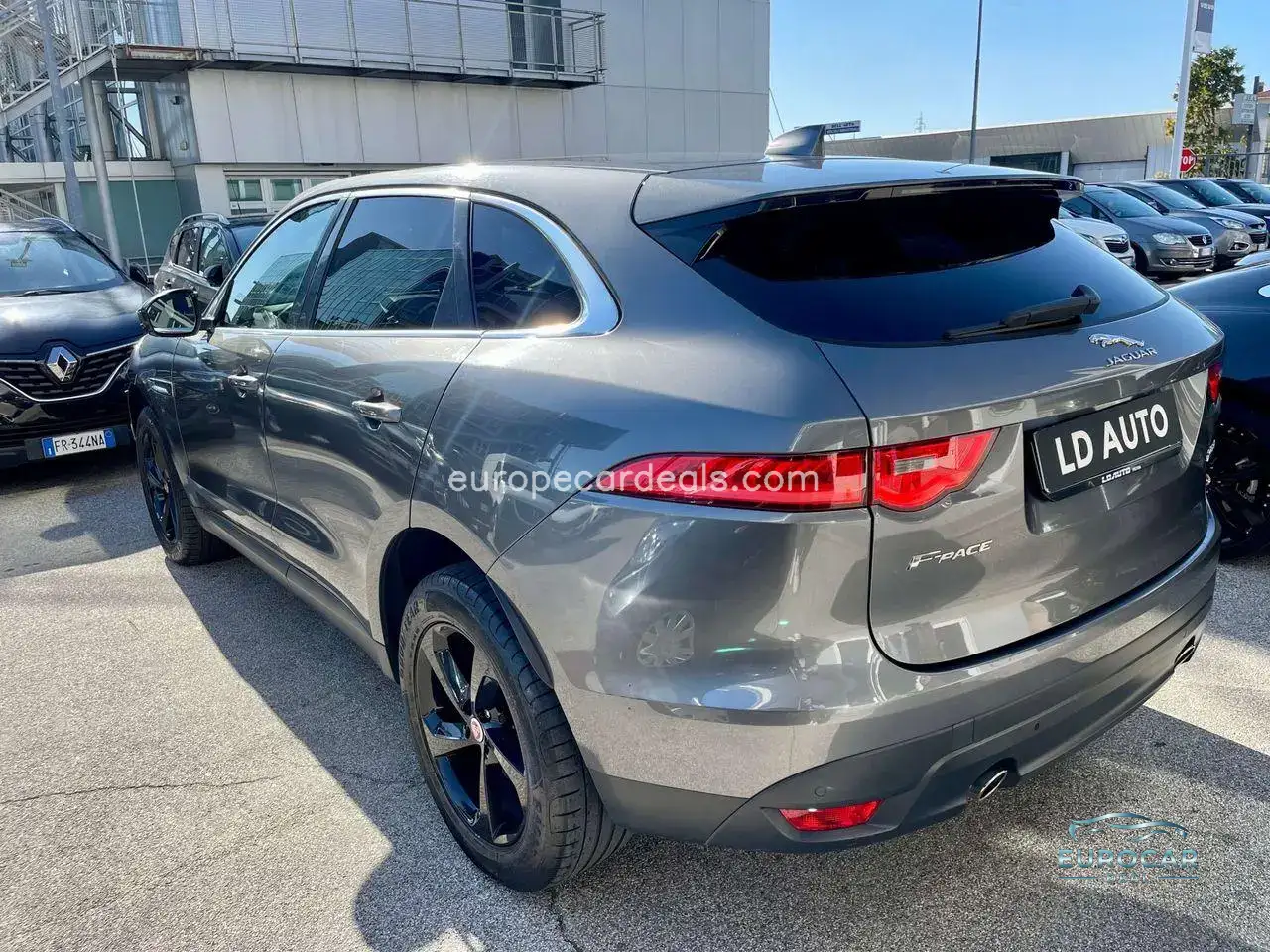 Jaguar F-Pace