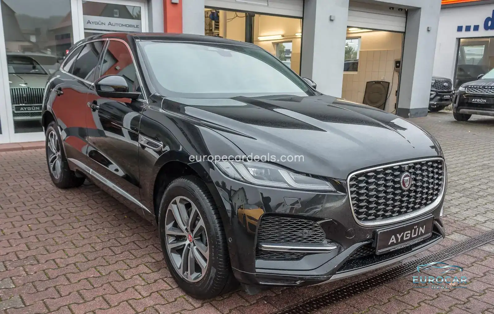 Jaguar F-Pace
