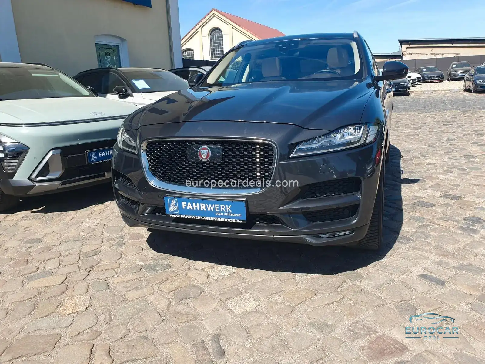 Jaguar F-Pace