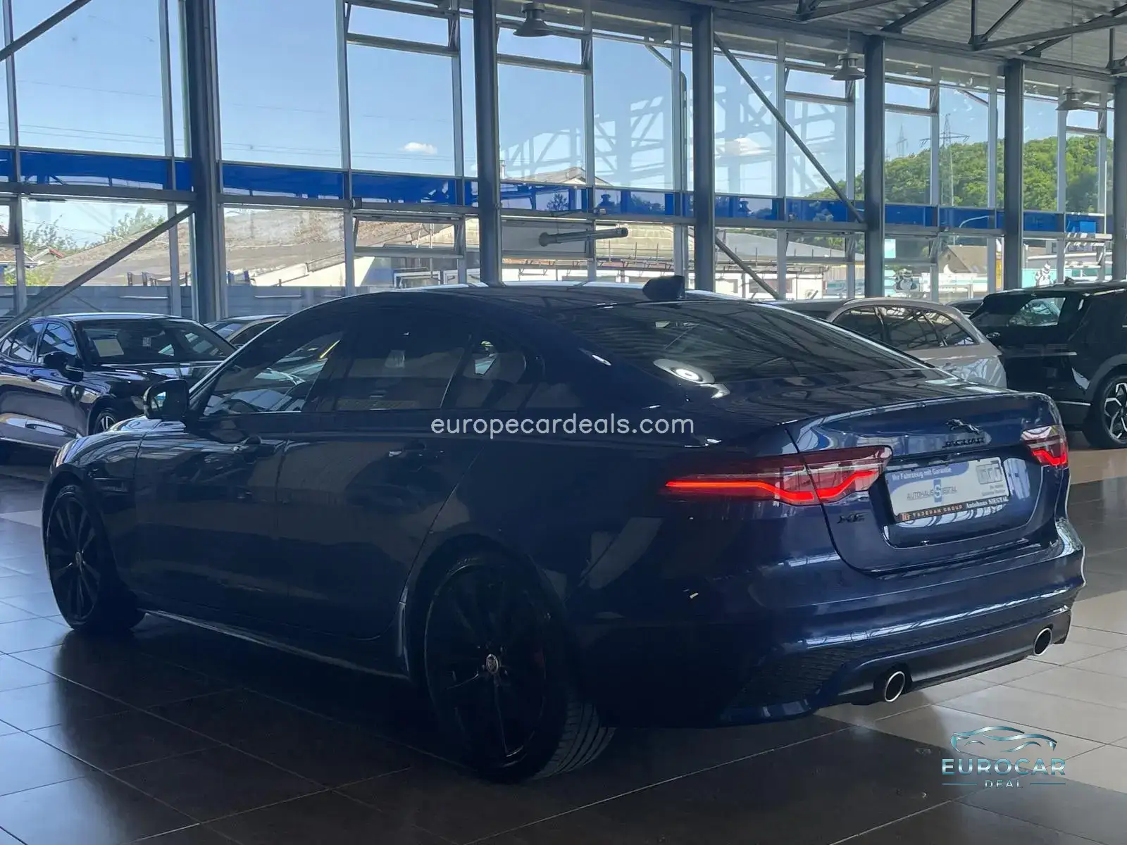 Jaguar XE