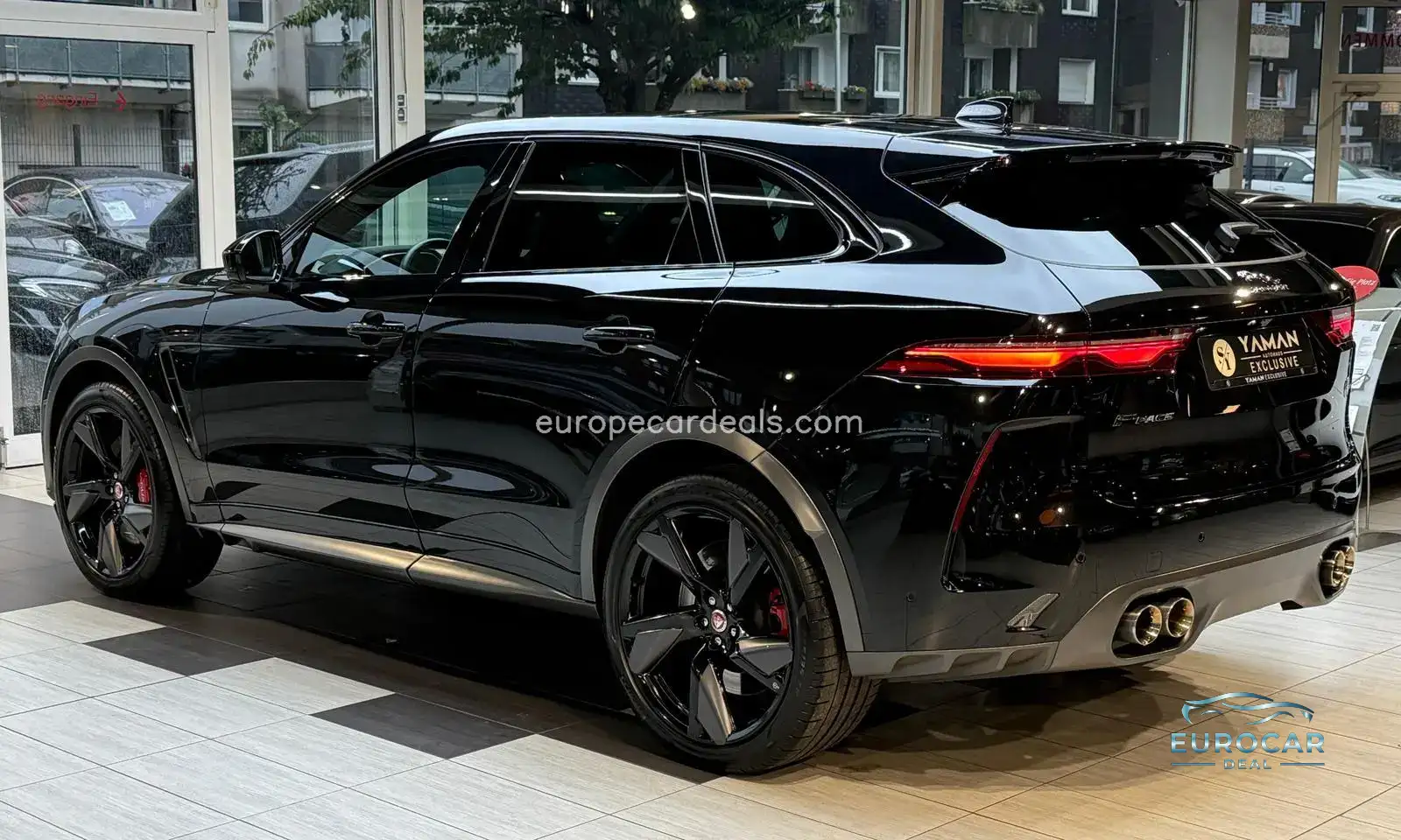 Jaguar F-Pace