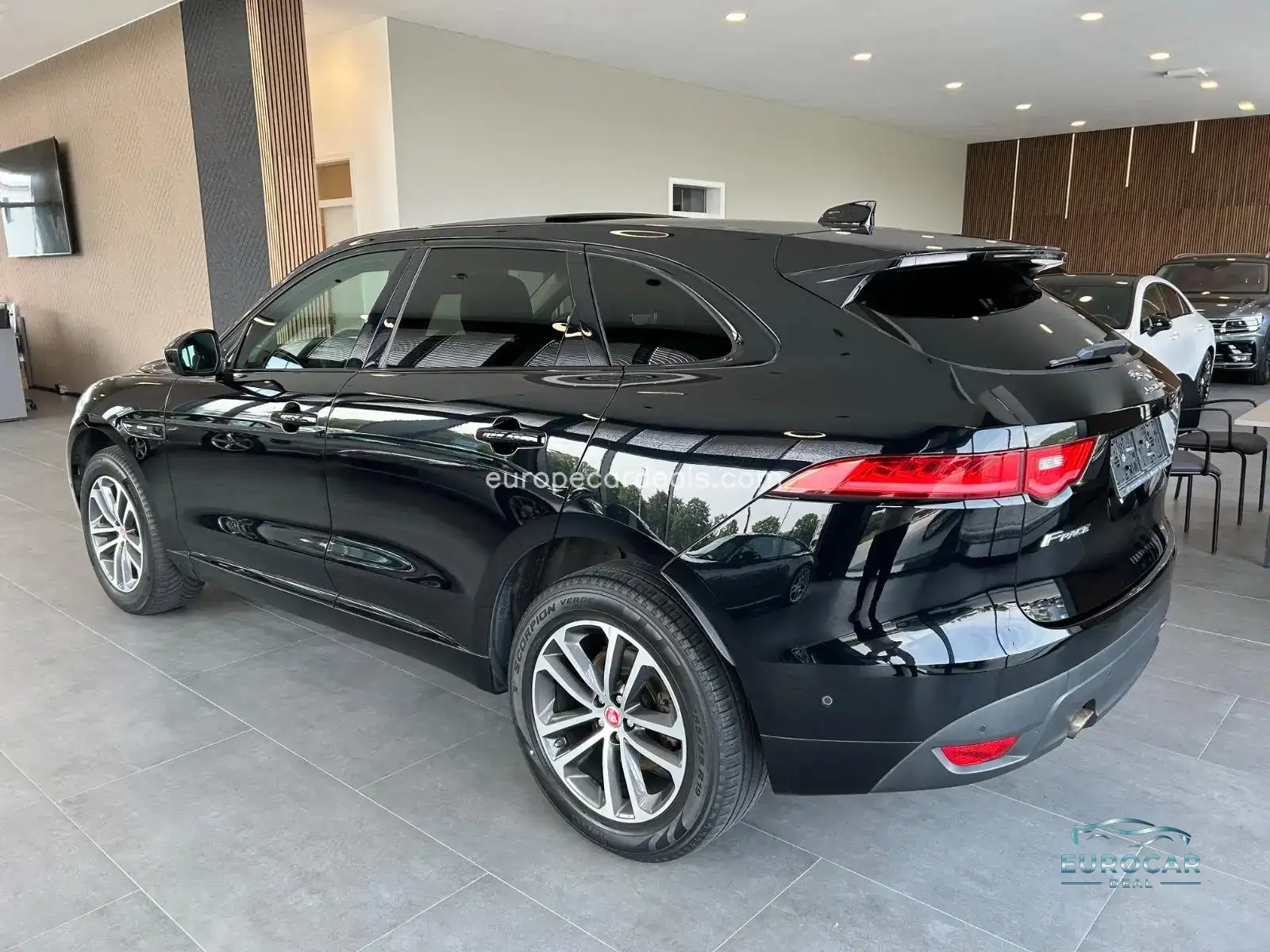 Jaguar F-Pace