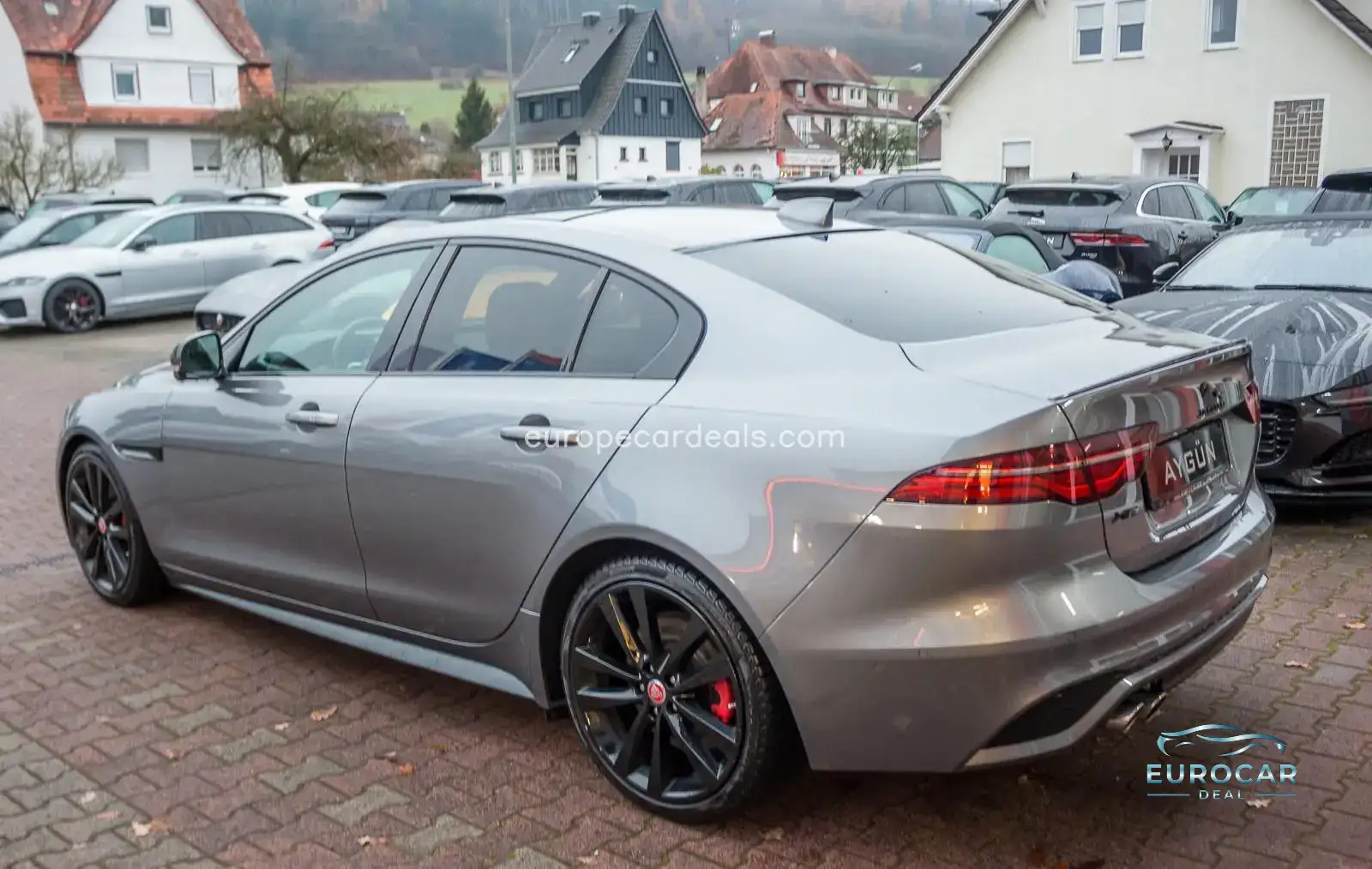 Jaguar XE