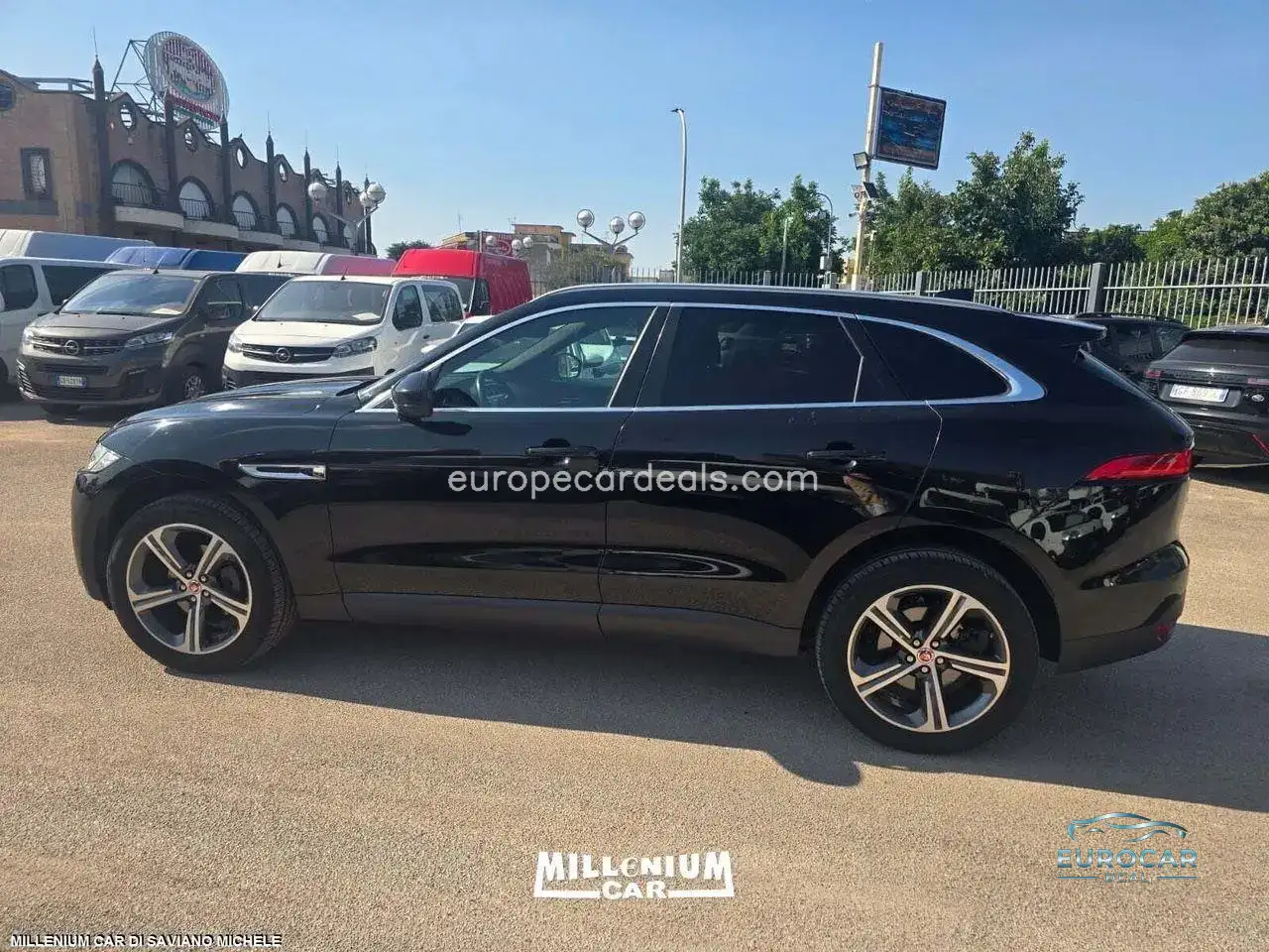Jaguar F-Pace