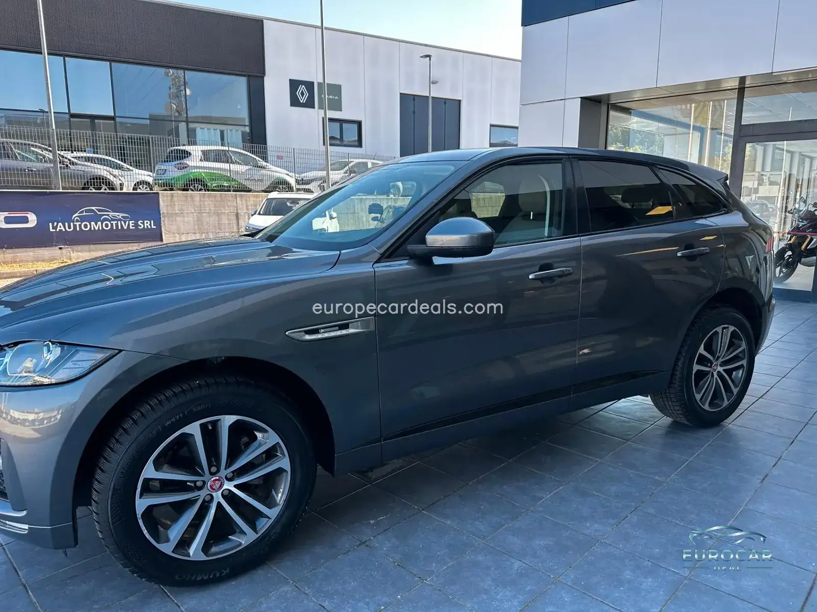 Jaguar F-Pace