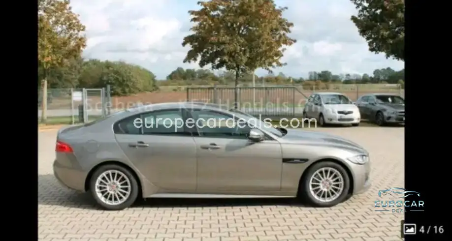 Jaguar XE