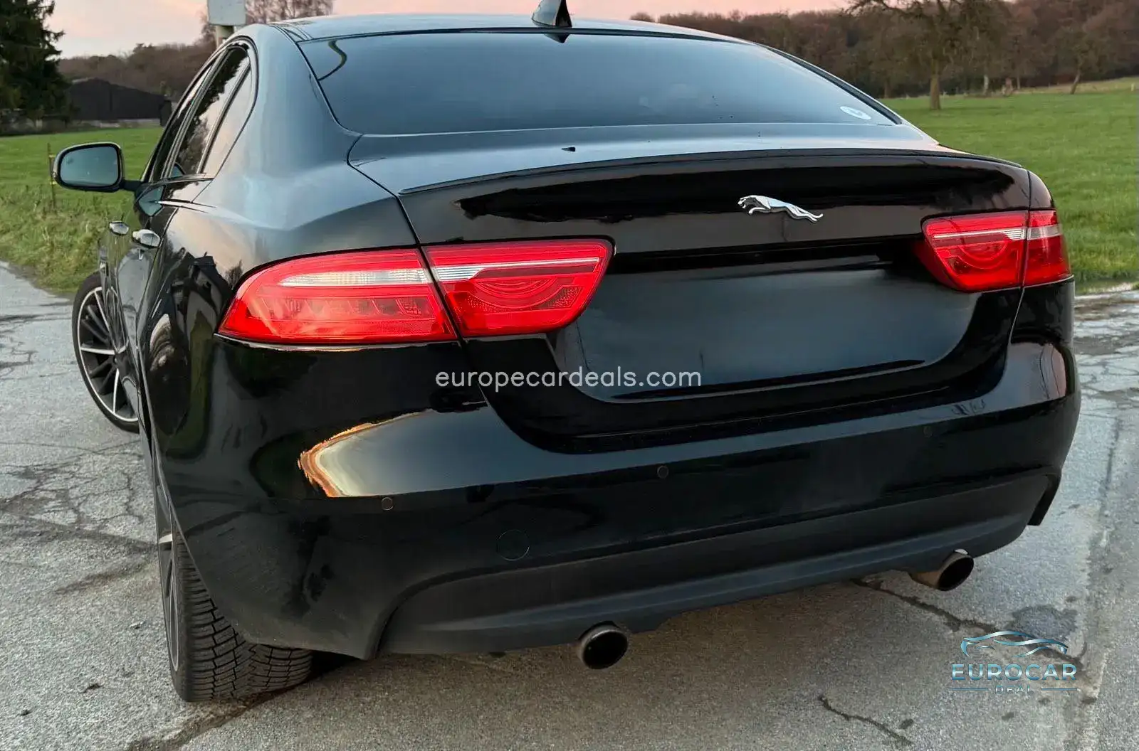 Jaguar XE