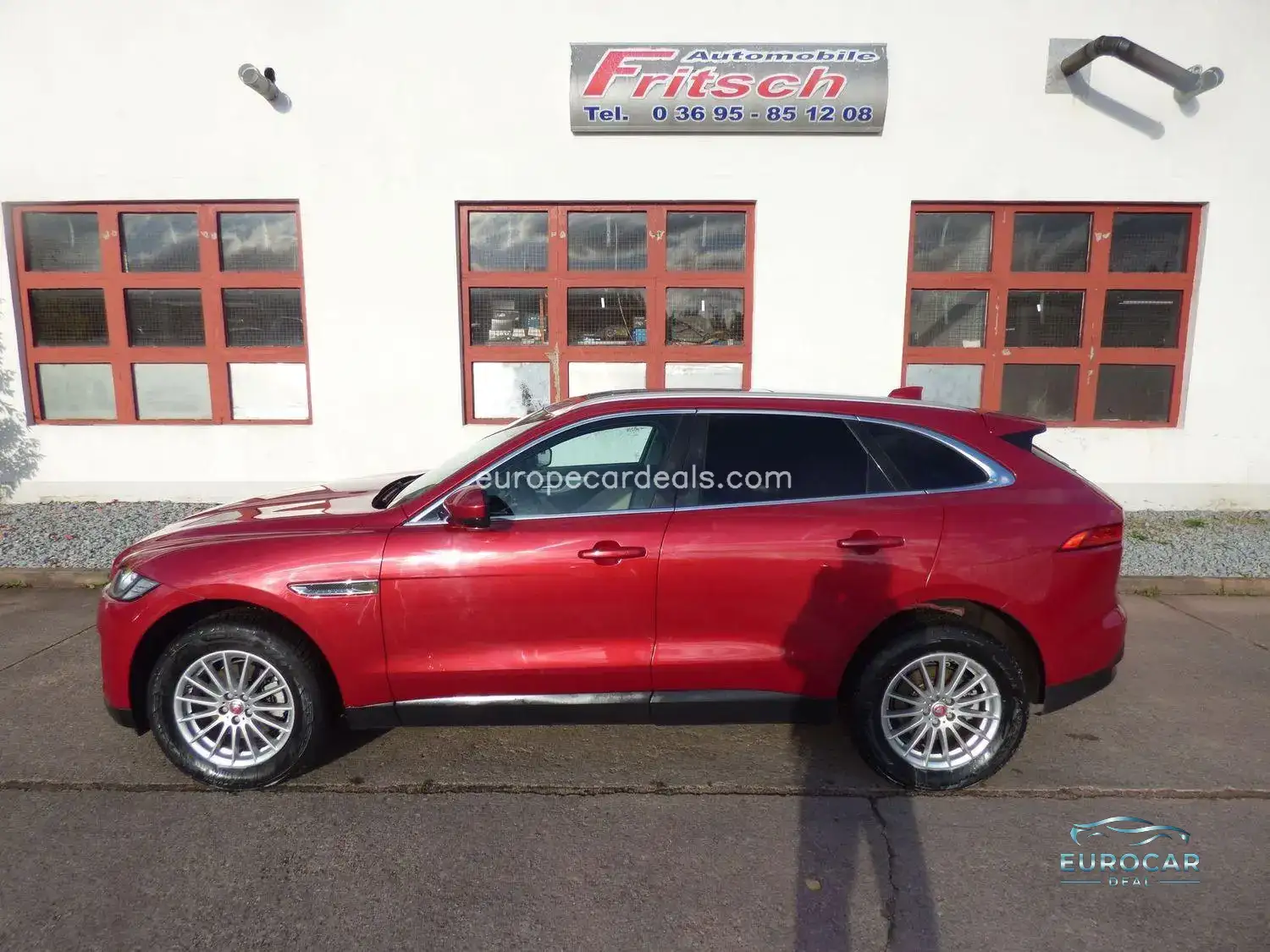 Jaguar F-Pace