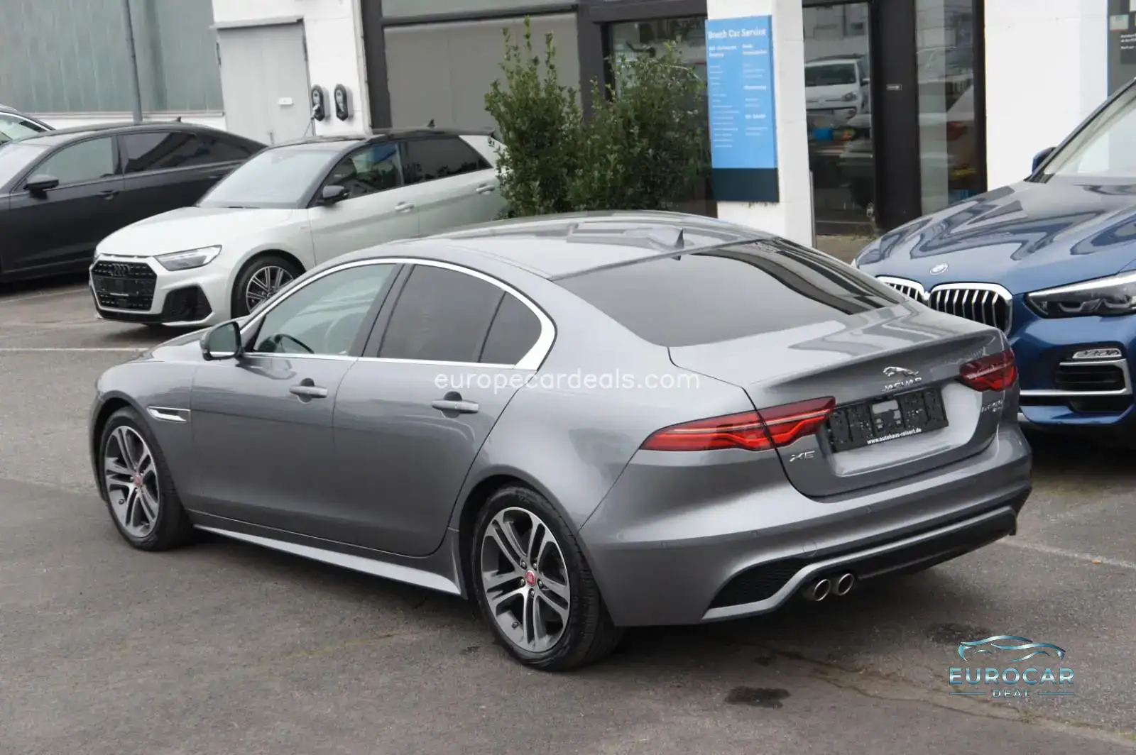 Jaguar XE