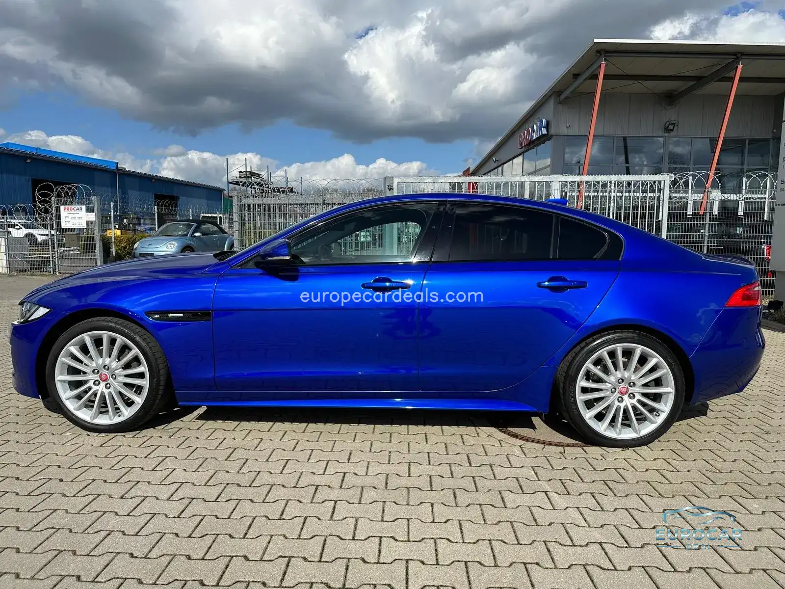Jaguar XE