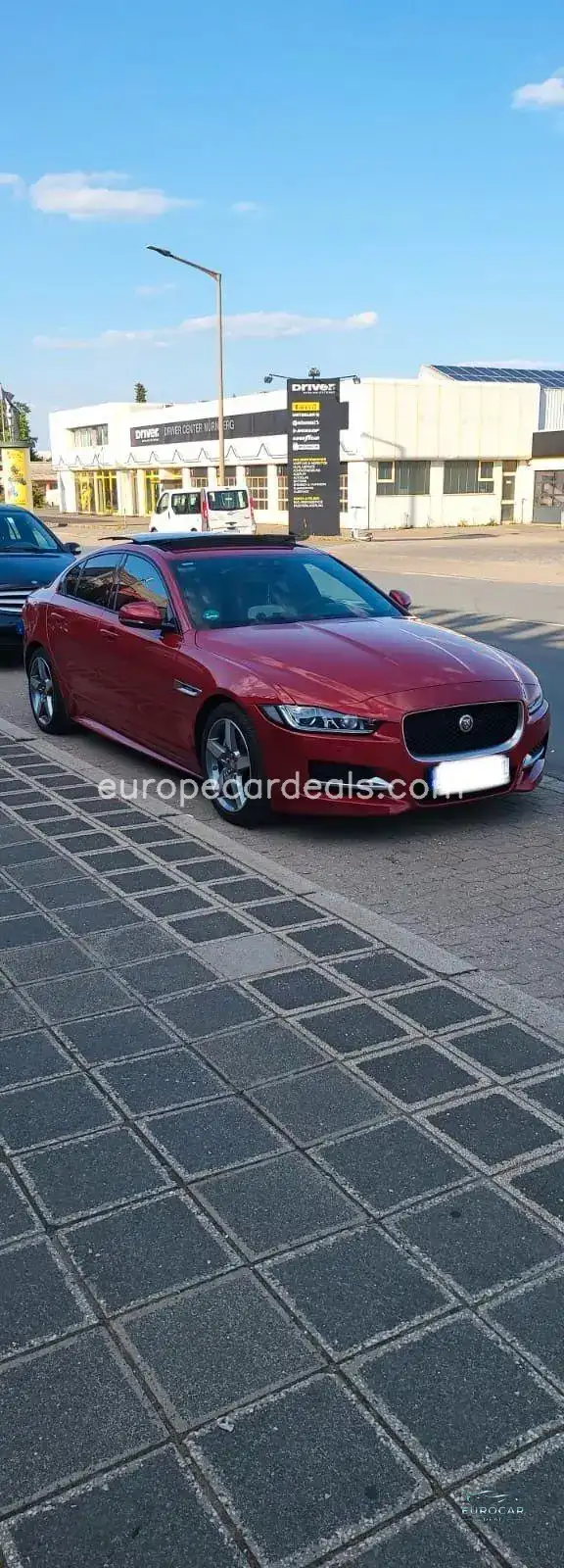 Jaguar XE