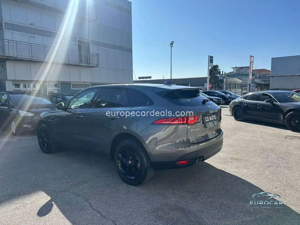 Jaguar F-Pace