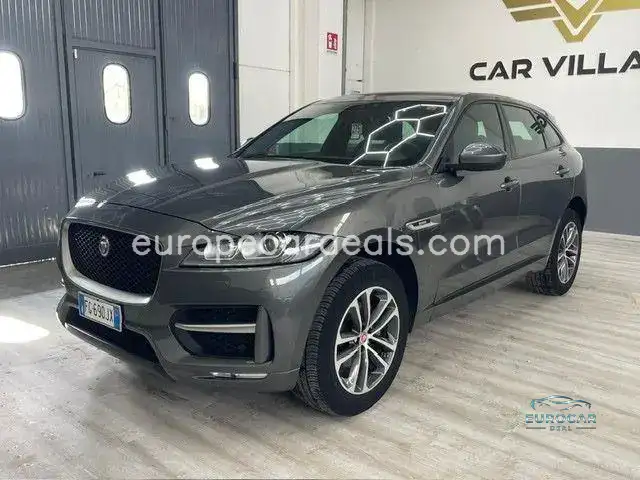 Jaguar F-Pace