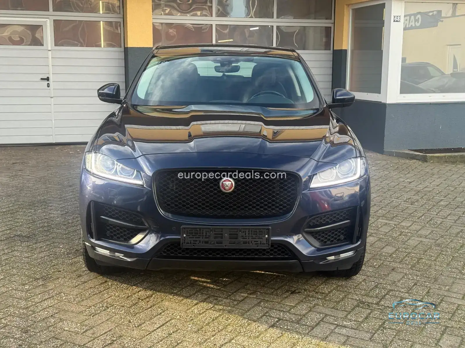 Jaguar F-Pace