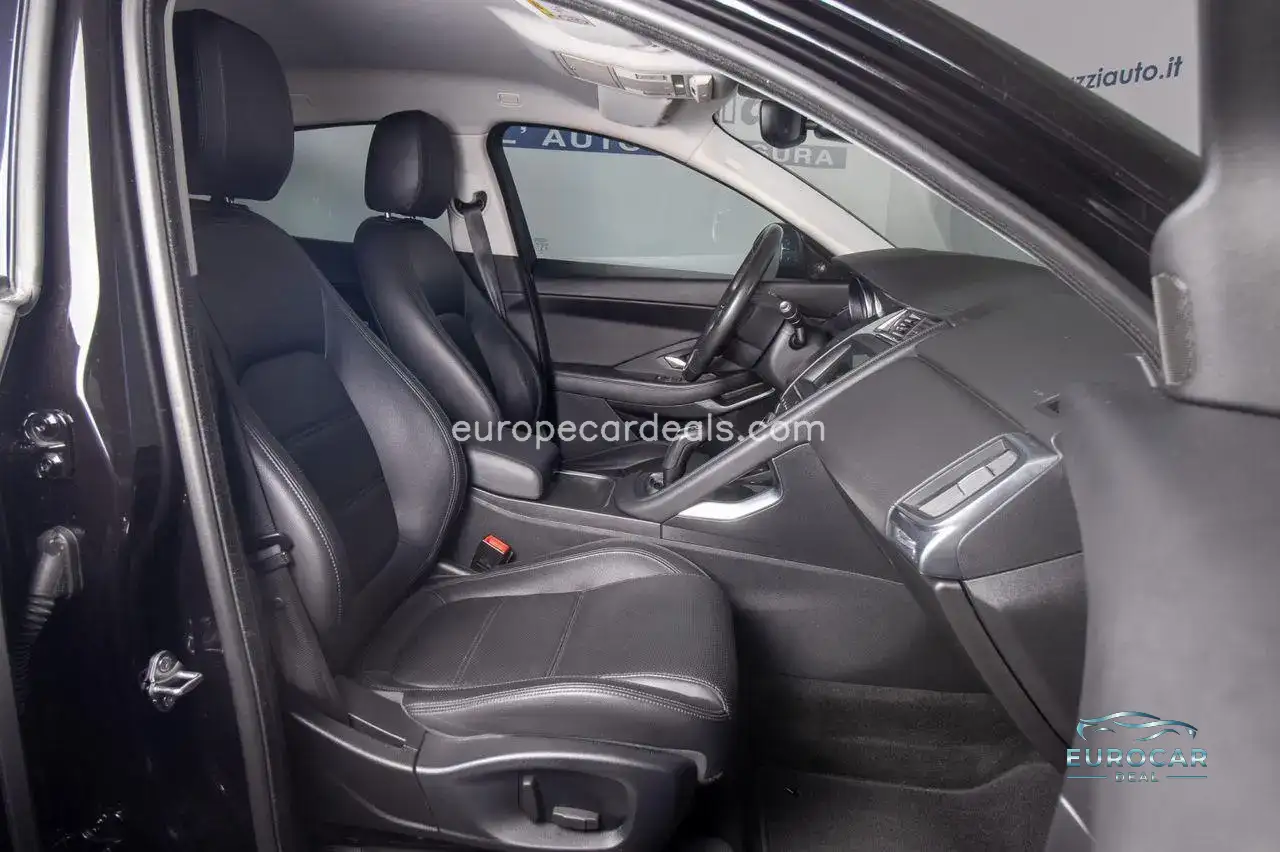 Jaguar E-Pace