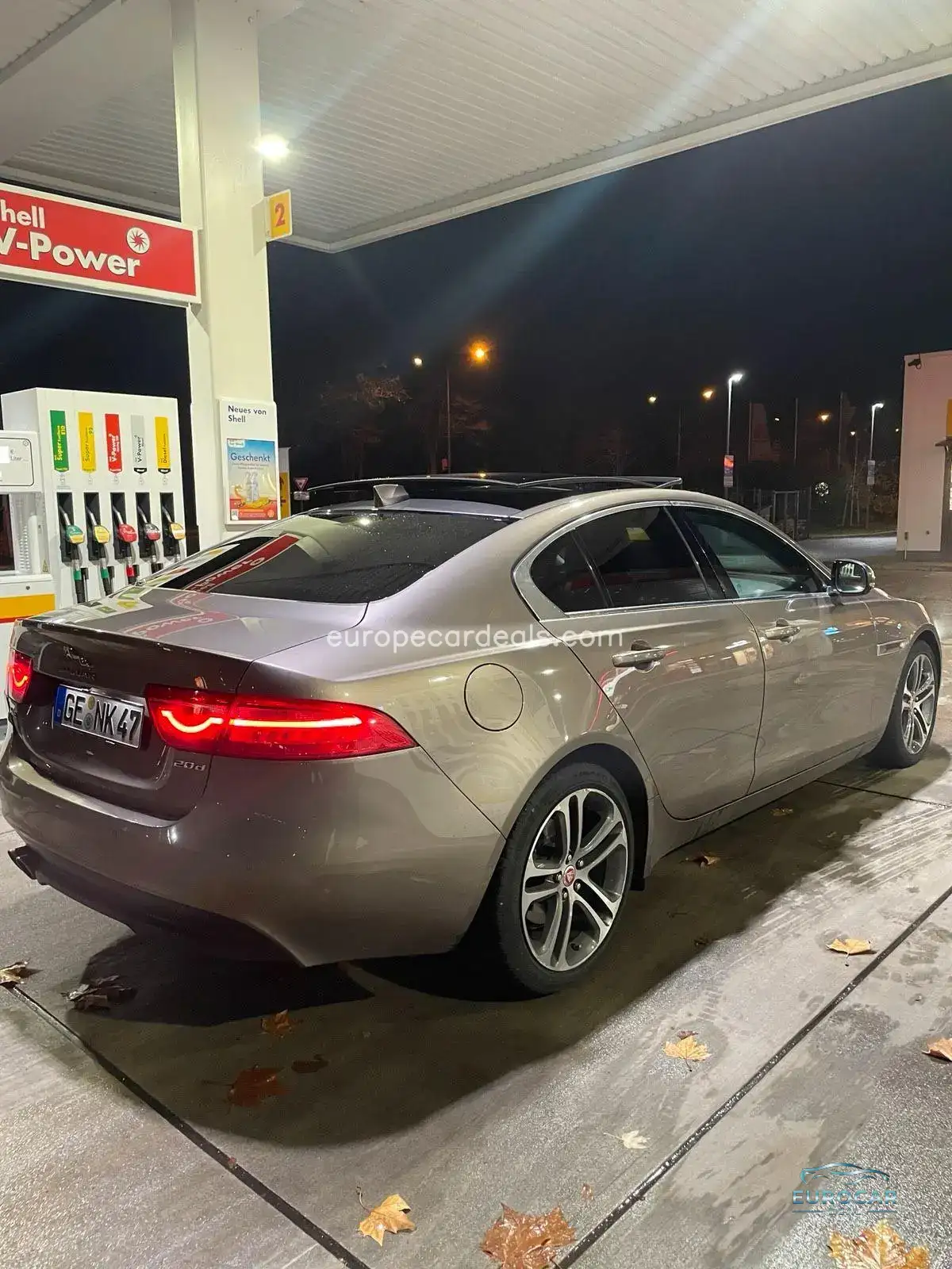 Jaguar XE