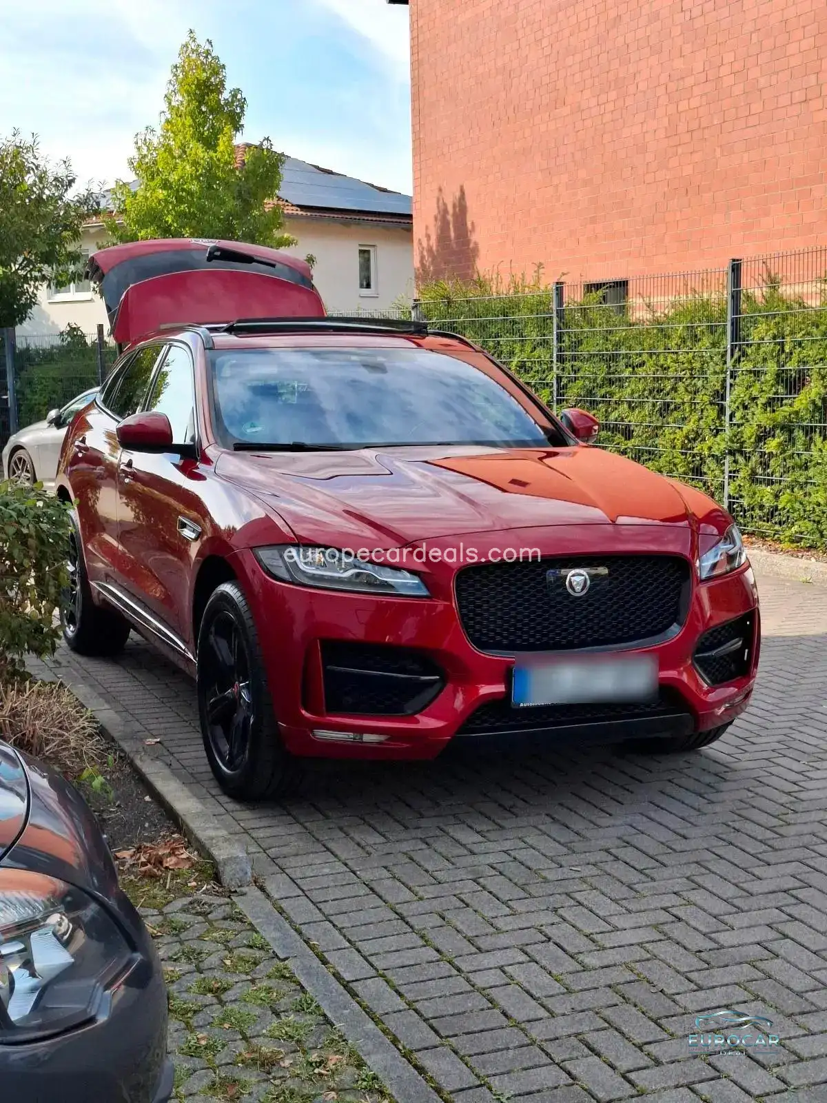 Jaguar F-Pace