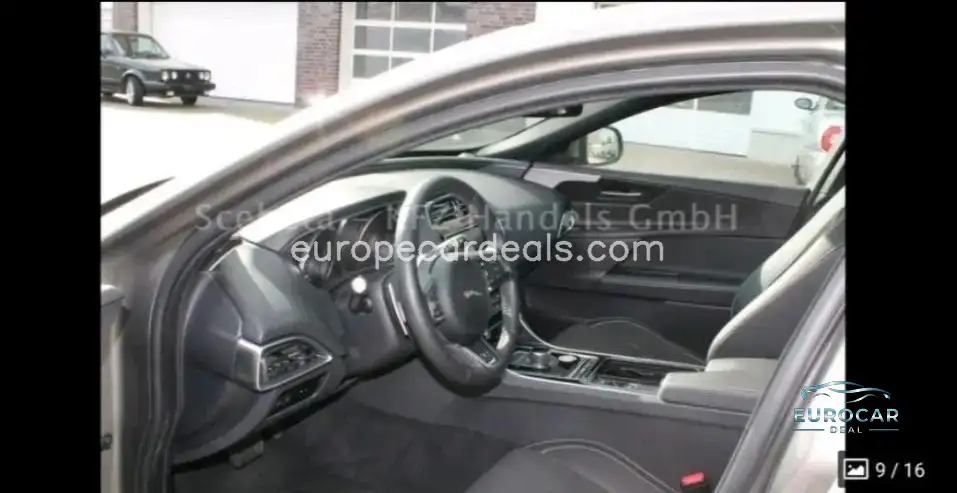 Jaguar XE