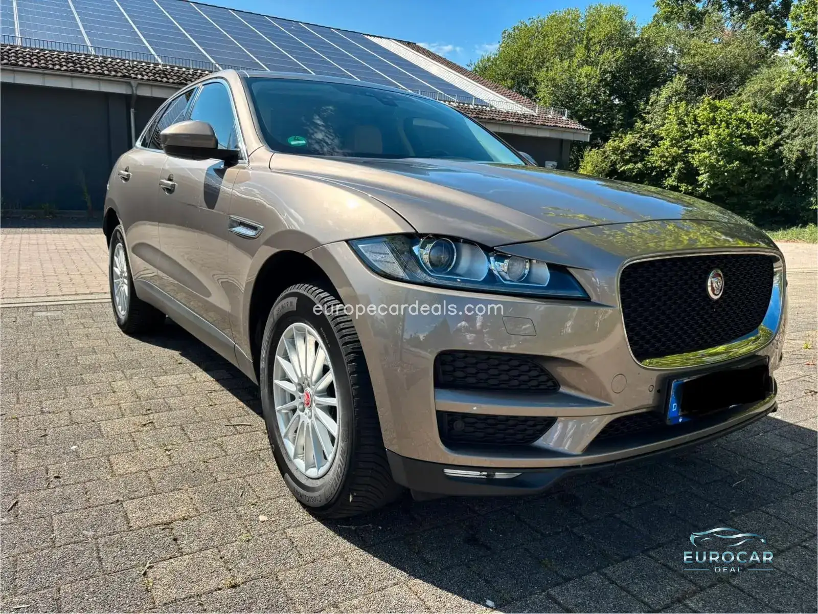 Jaguar F-Pace