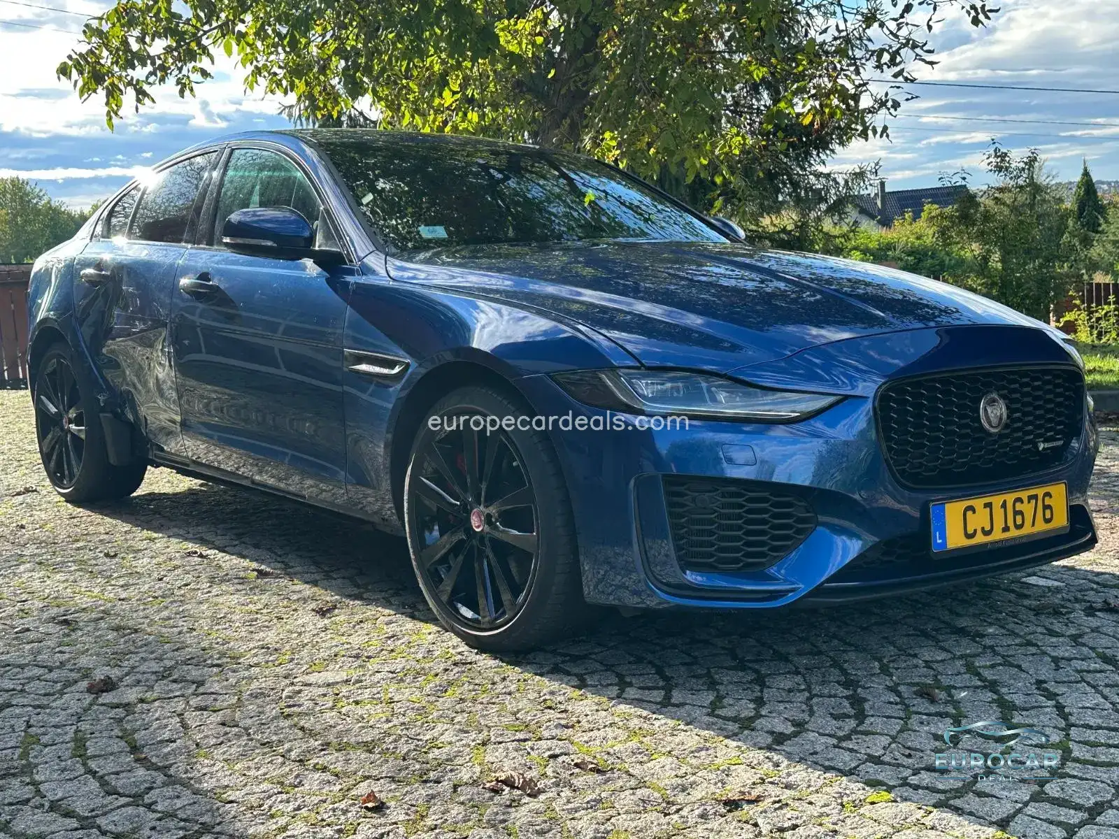 Jaguar XE