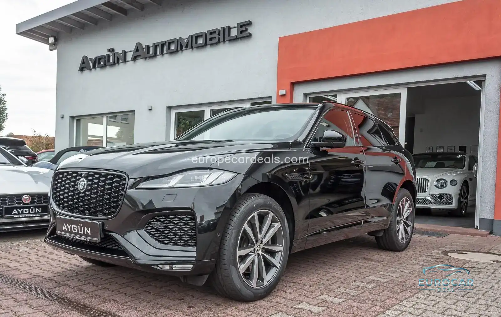 Jaguar F-Pace