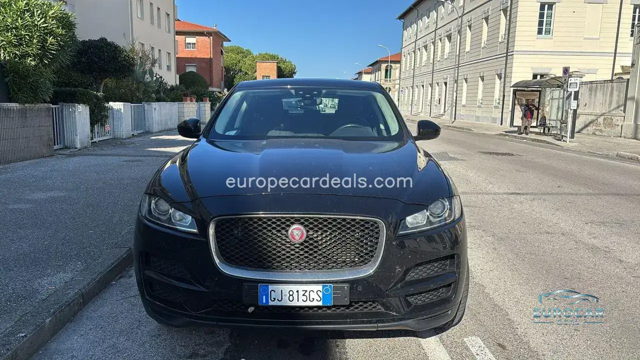 Jaguar F-Pace