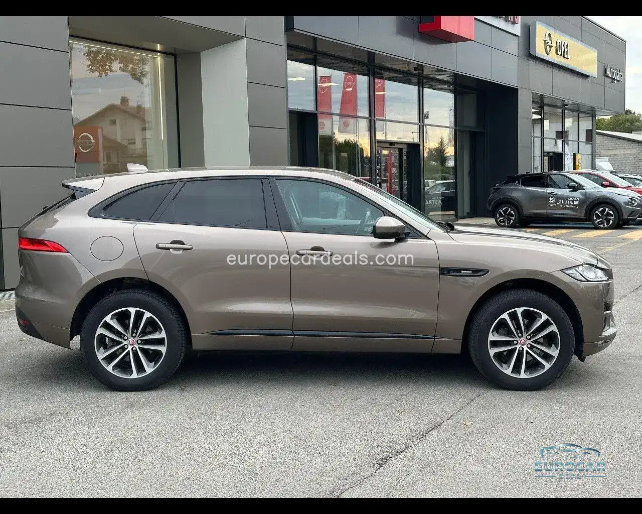 Jaguar F-Pace