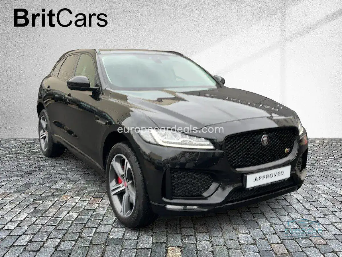 Jaguar F-Pace