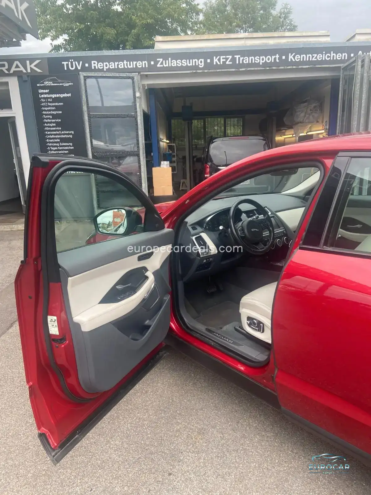 Jaguar E-Pace