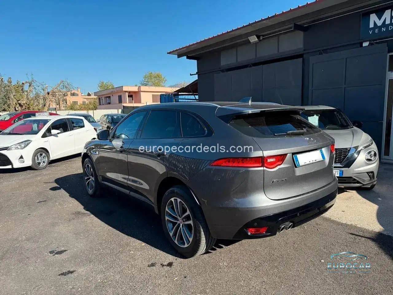 Jaguar F-Pace