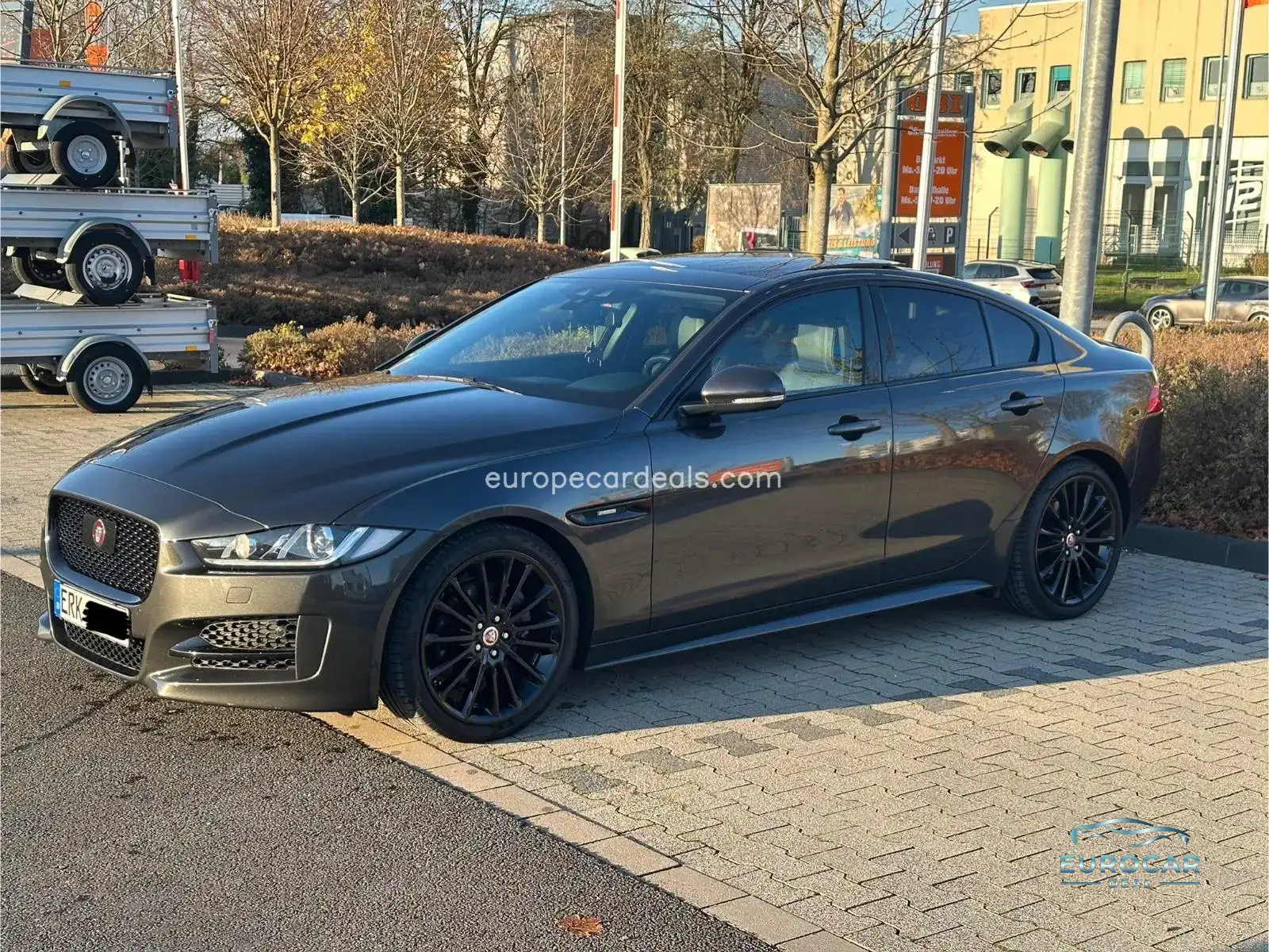 Jaguar XE