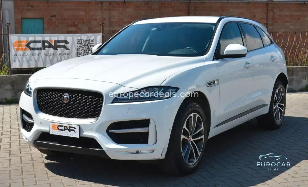 Jaguar F-Pace