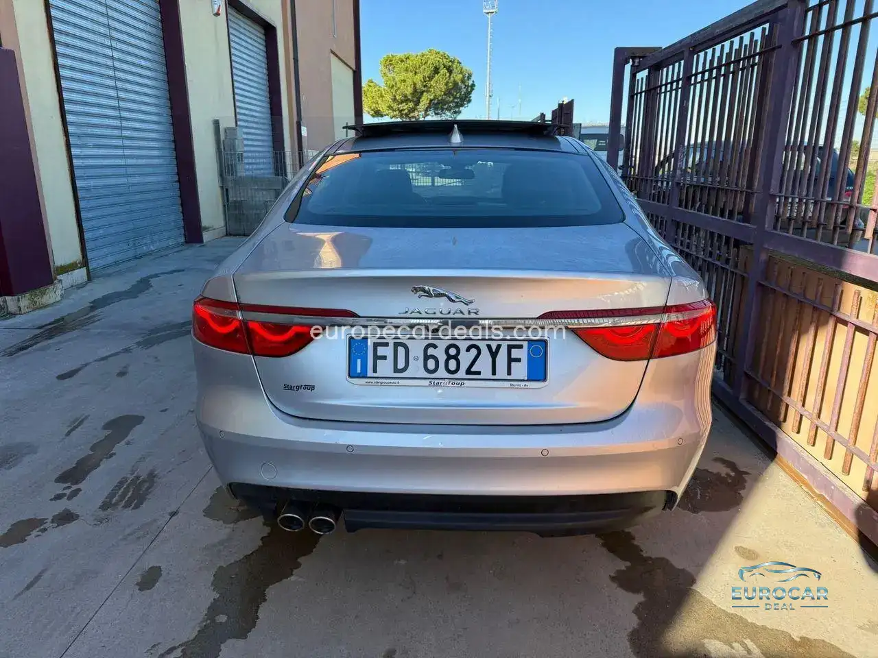 Jaguar XF