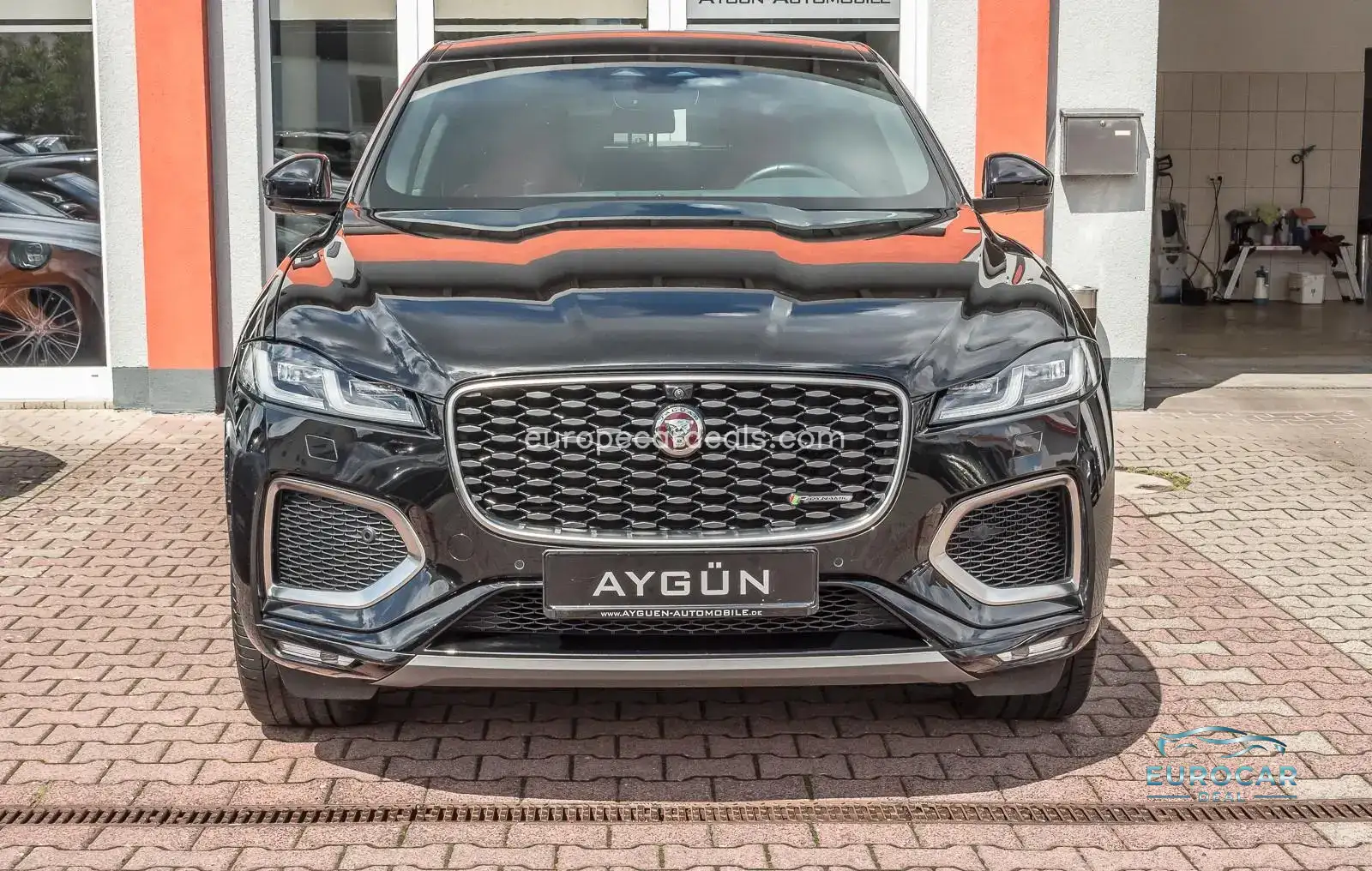 Jaguar F-Pace