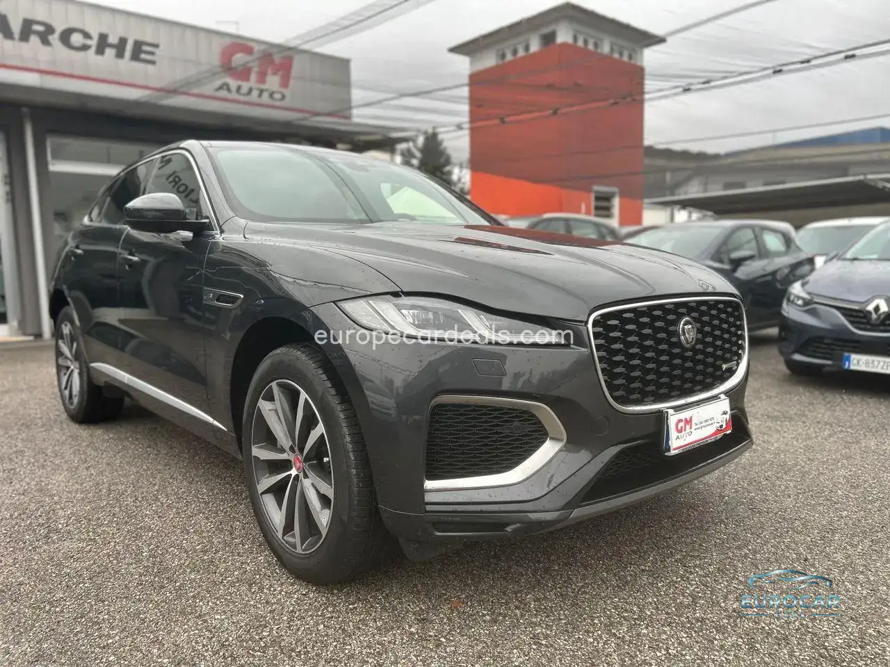 Jaguar F-Pace