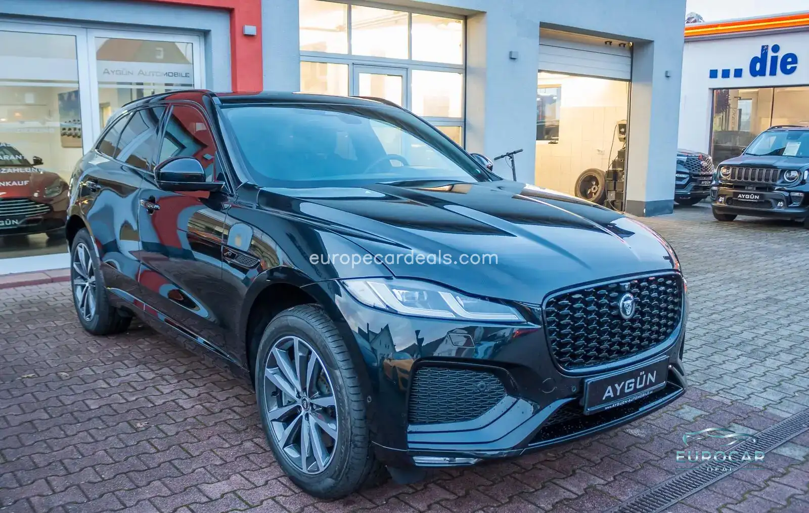 Jaguar F-Pace