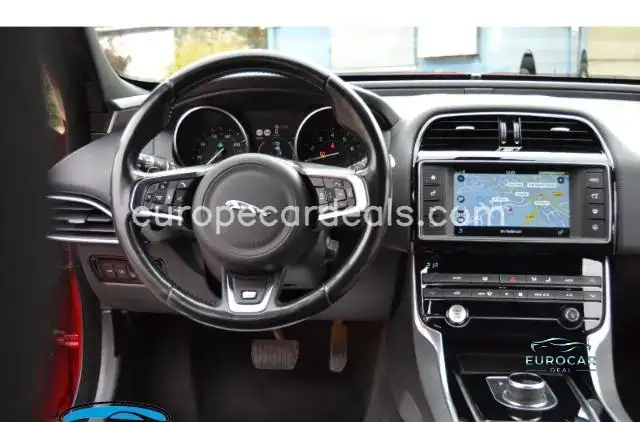 Jaguar XE