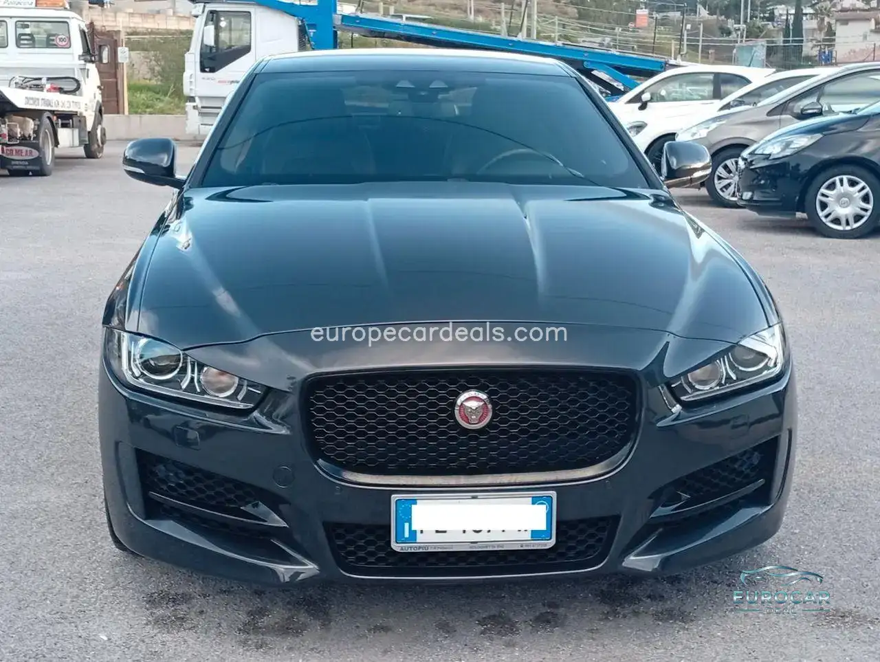 Jaguar XE