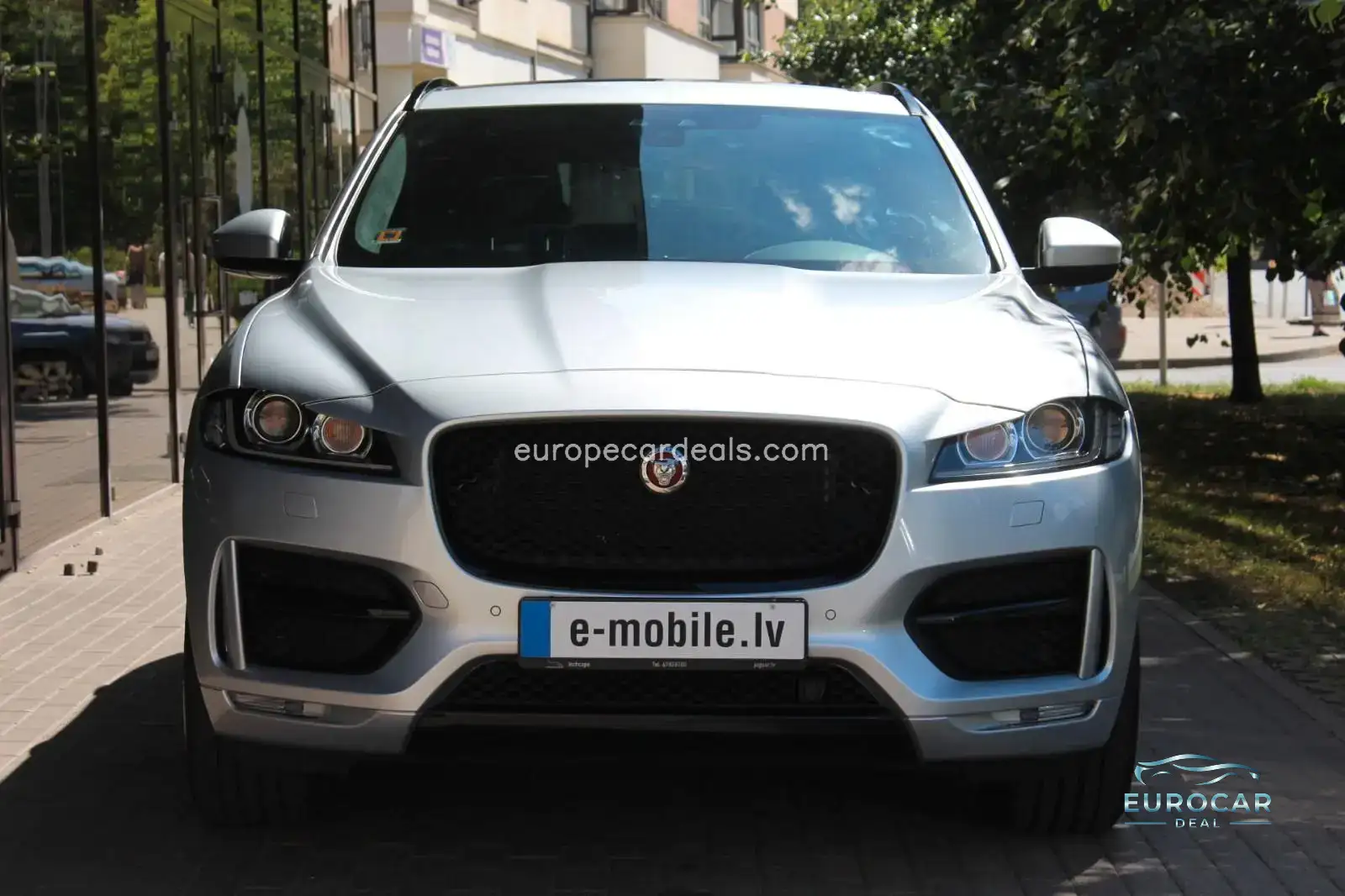 Jaguar F-Pace