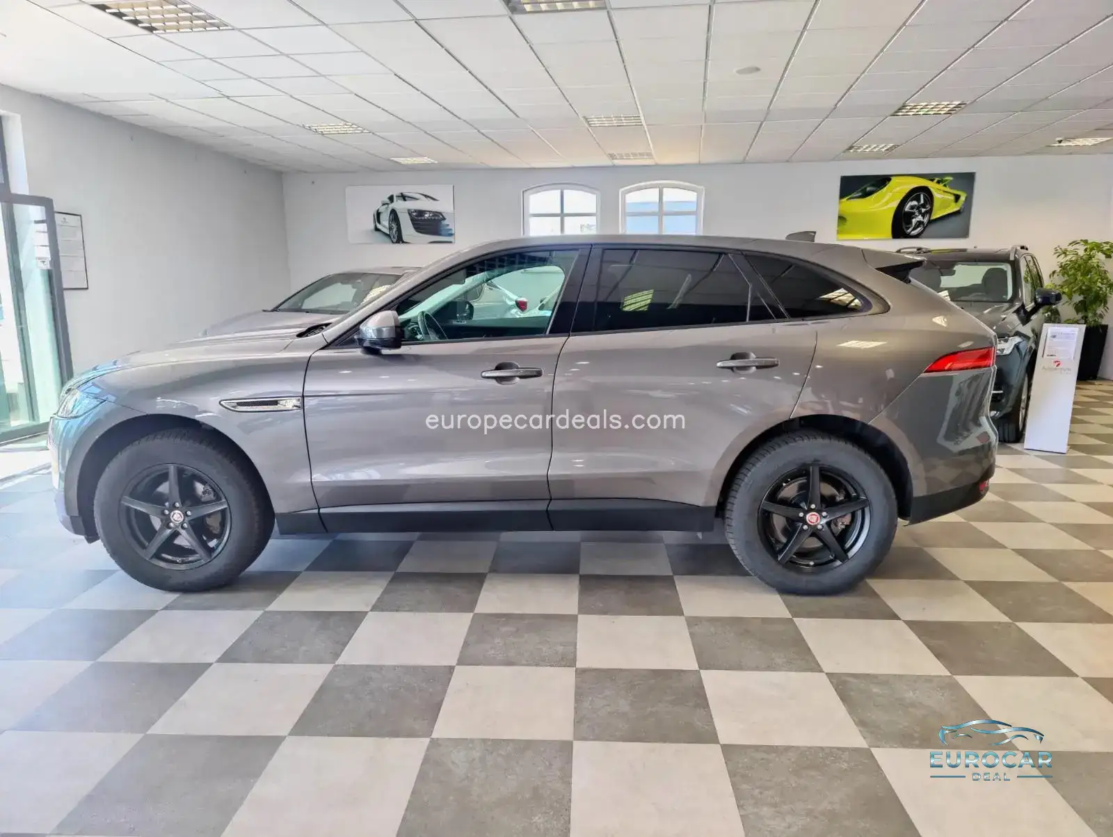 Jaguar F-Pace