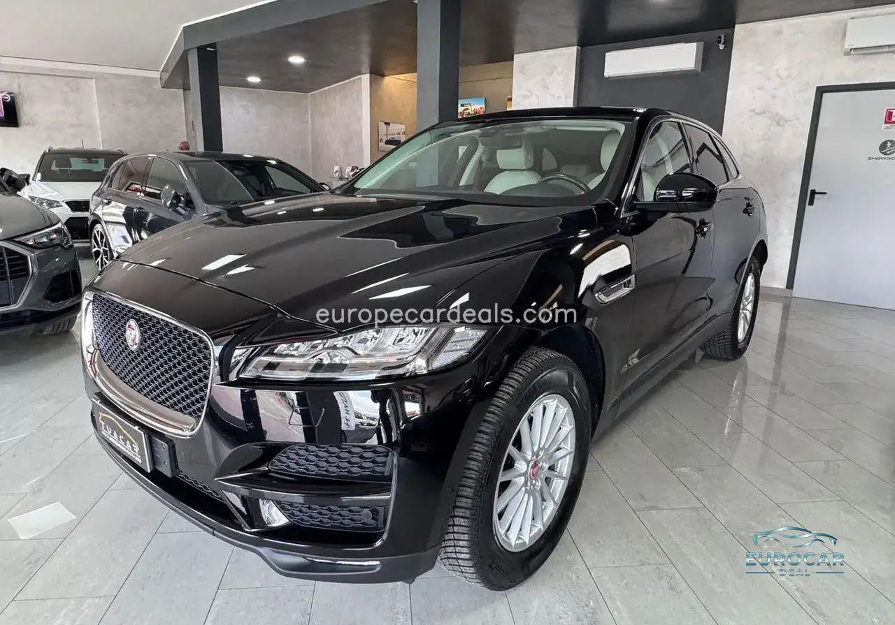 Jaguar F-Pace