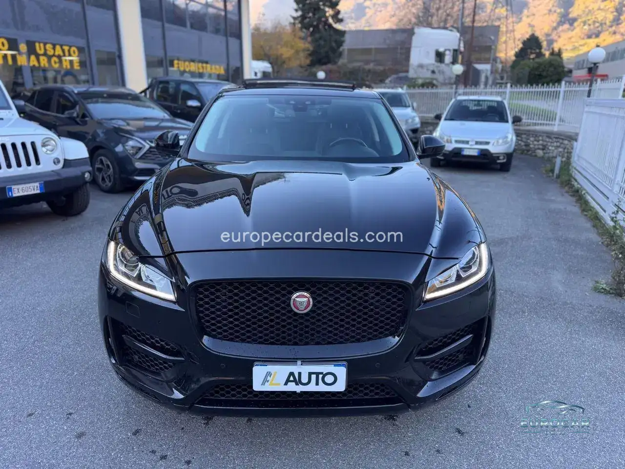Jaguar F-Pace
