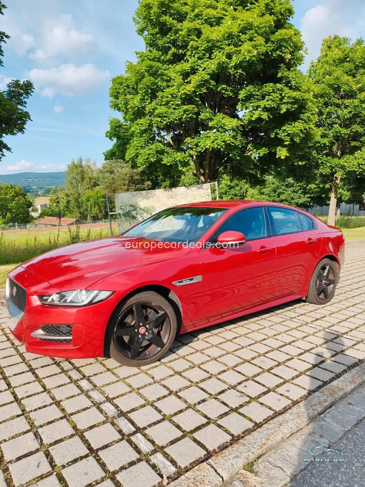Jaguar XE
