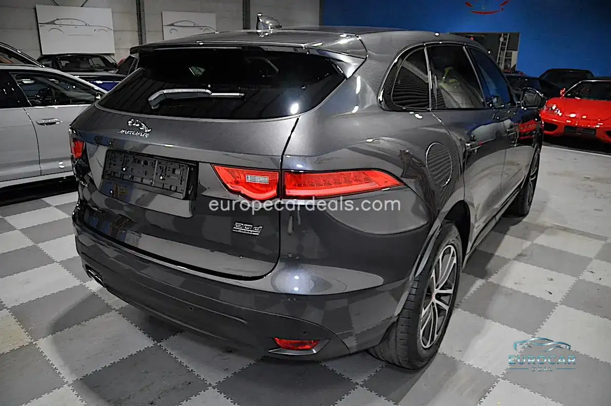 Jaguar F-Pace