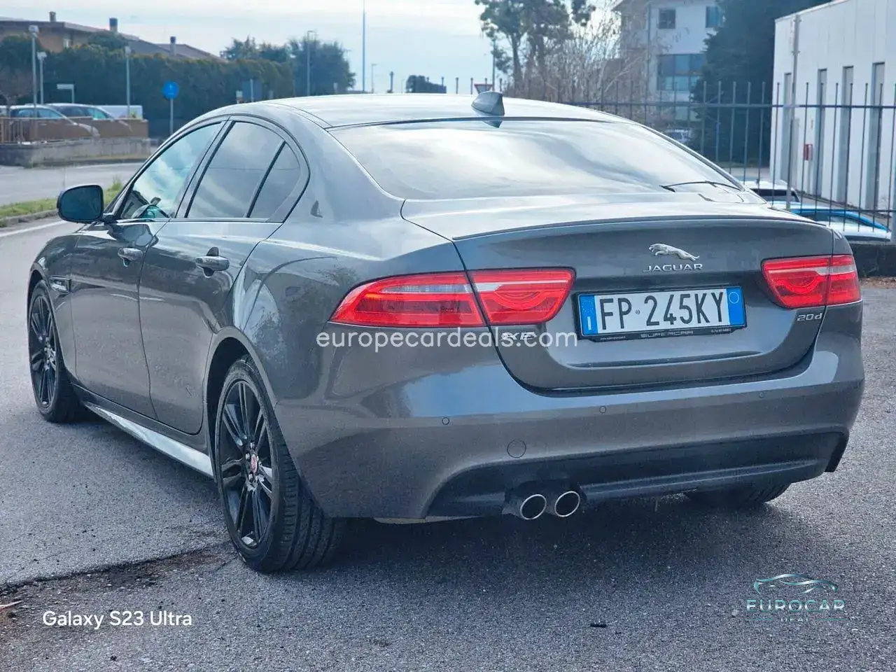 Jaguar XE