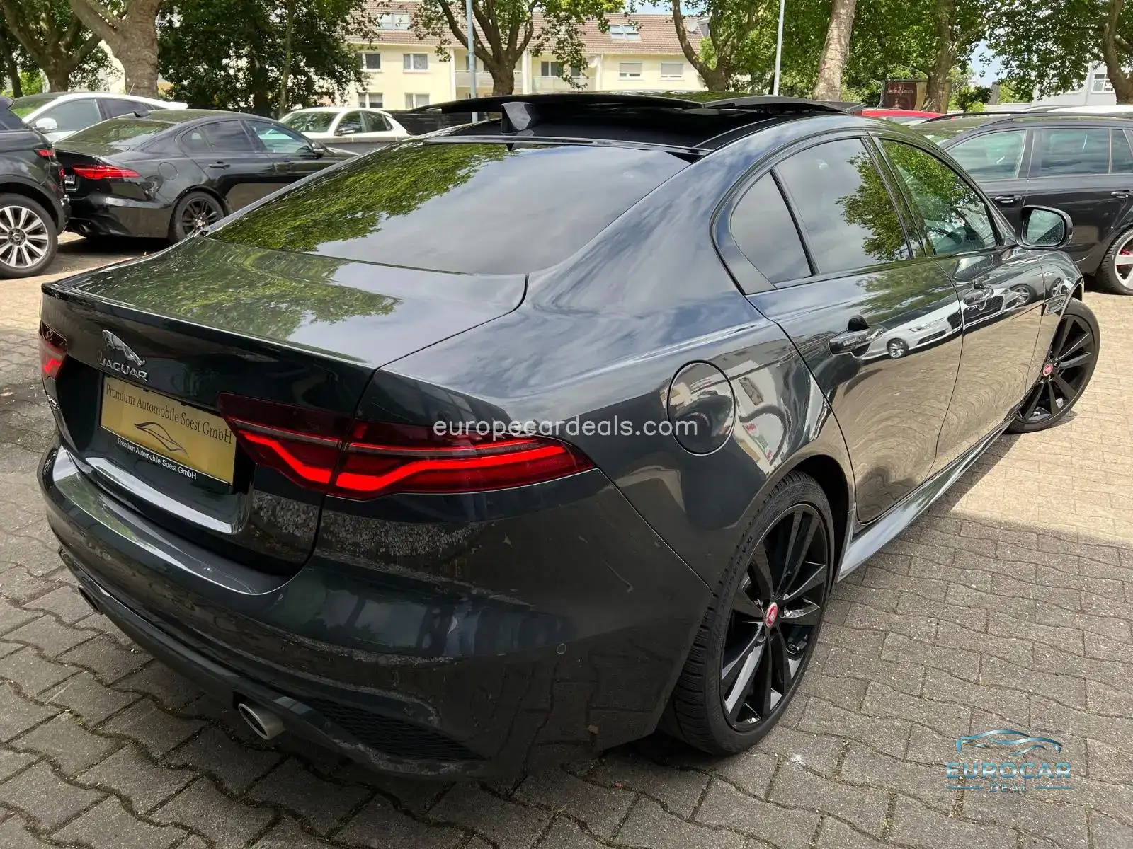 Jaguar XE